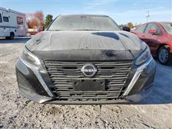 نیسان ئەلتیما